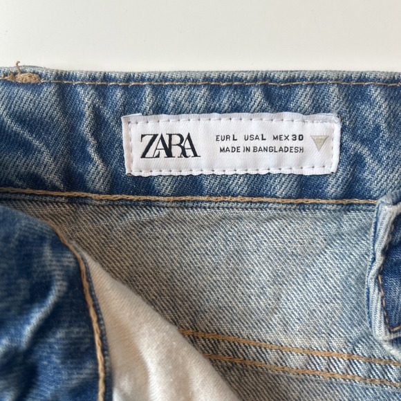 Zara Women's Denim Blue Mini Skirt Asymmetrical Waist Band Size Large - Picture 5 of 8